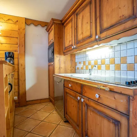 Apartment Ecrin Des Neiges - Val Claret-1 By Interhome *